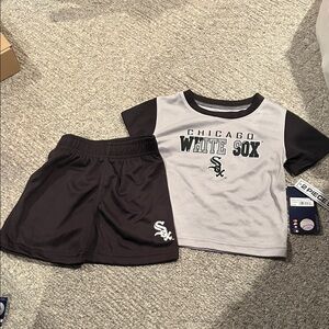 Chicago White Sox Kids Black and White T-Shirt and Shorts Set 2T
